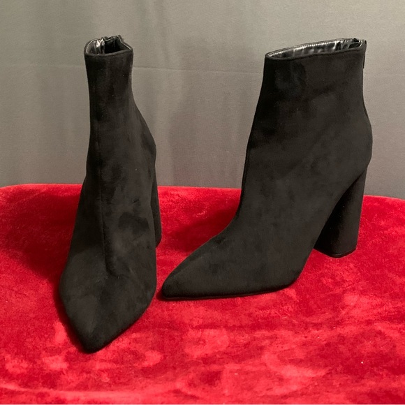 ❤Z03- Fashion faux suede black botties chunky heel - Picture 2 of 8
